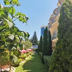 Koral فندق سينتس قسطنطين وهيلينا