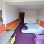 فندق Koral 4*