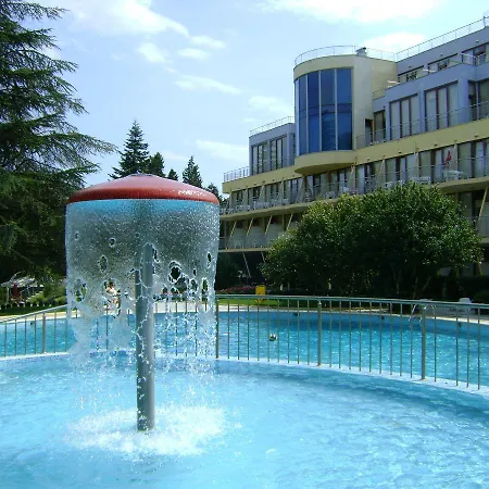 Koral Sankt Konstantin & Helena