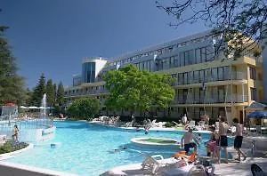 Koral Ξενοδοχείο Άγιος Κωνσταντίνος και Ελένη